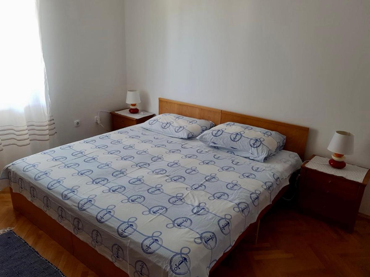 Apartmani Luka Zrnovo Exterior foto